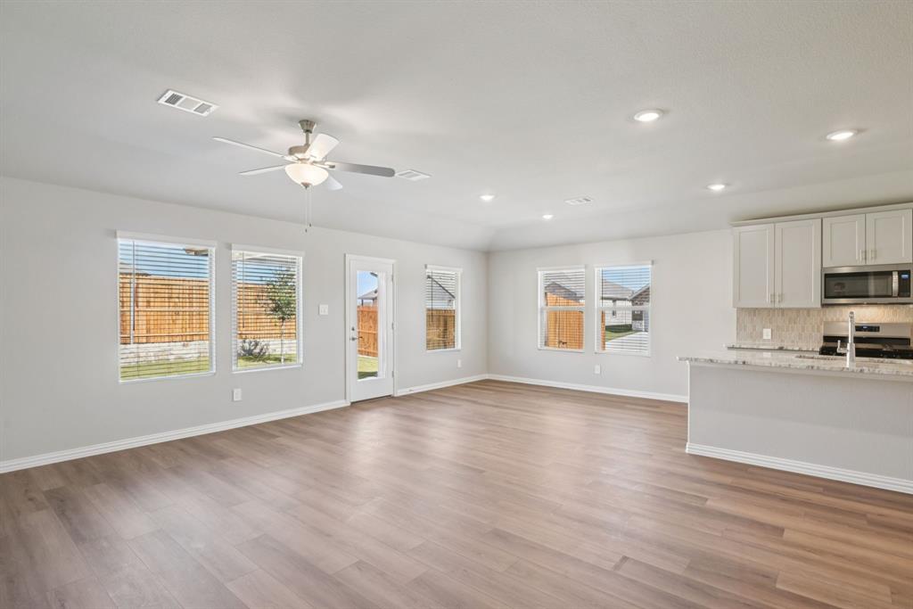 Lakehaven - Residential