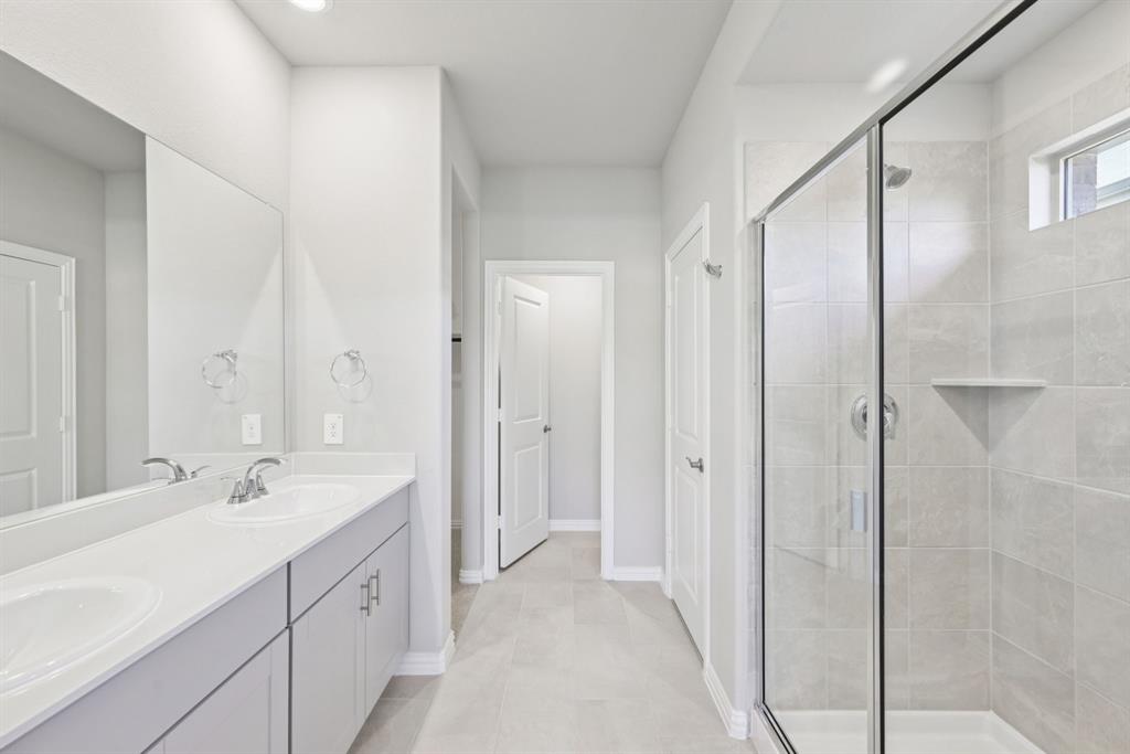 Lakehaven - Residential