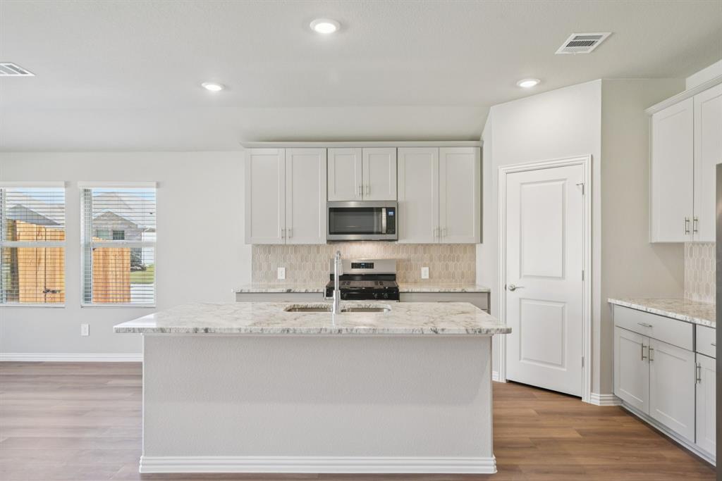 Lakehaven - Residential