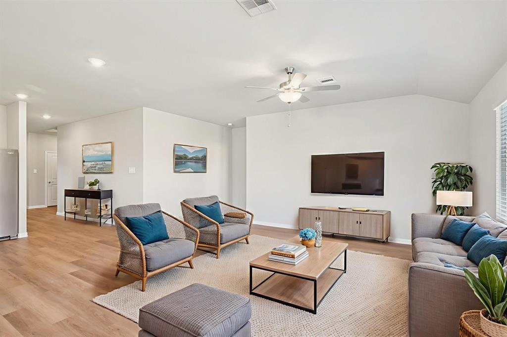 Lakehaven - Residential