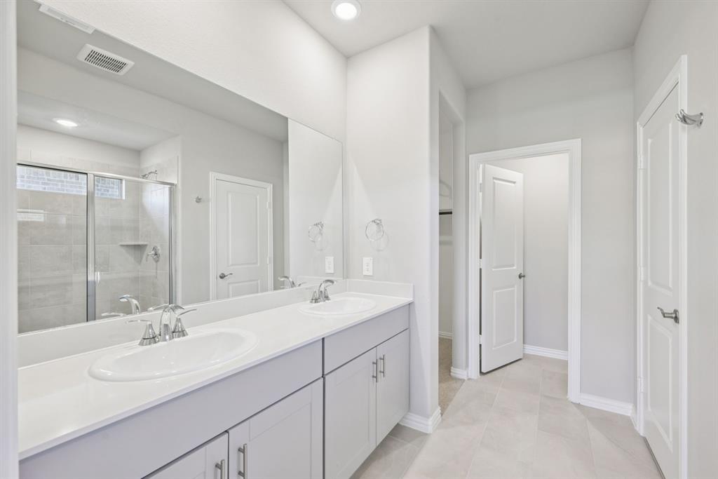 Lakehaven - Residential
