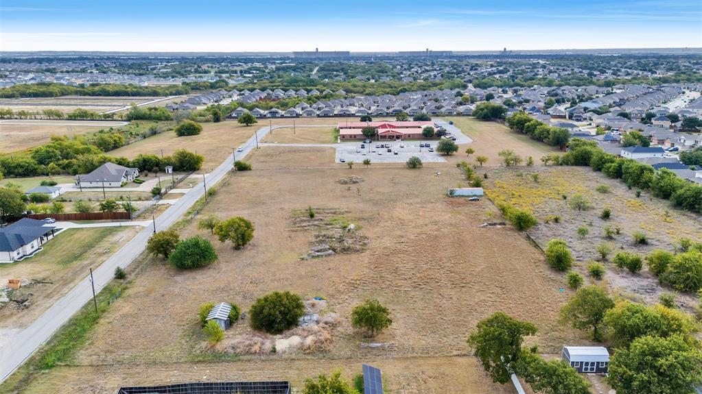 Build your dream home in one of the area’s most sought-after locations! This beautiful residential lot offers a perfect combination of convenience and charm — just near an elementary school located in the 76179 zip code. Enjoy the peaceful surroundings of an established neighborhood with easy access to shopping, dining, and major highways.
With plenty of space to design and create the home you’ve always envisioned, this property is ideal for families, builders, or anyone seeking a prime location with lasting value.
Don’t miss this rare opportunity — schedule a viewing and explore the possibilities today!