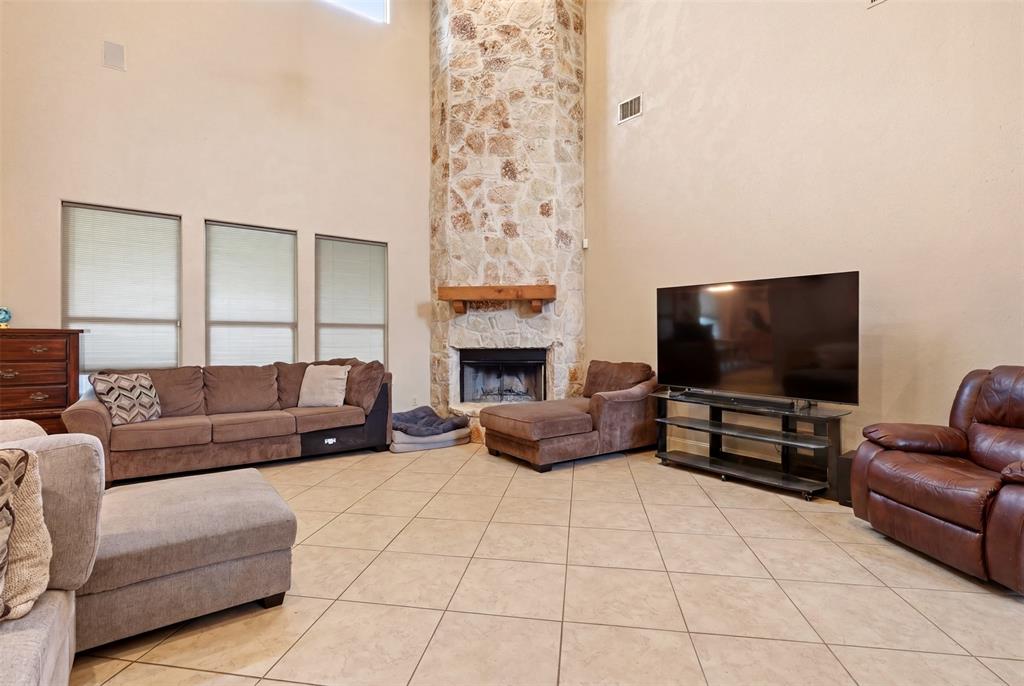 Estancia - Residential