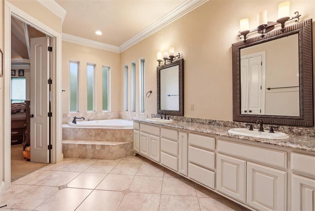 Estancia - Residential