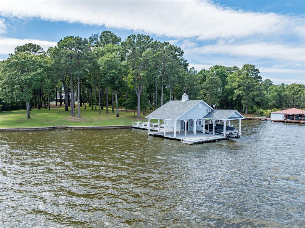 Lakeside - Residential