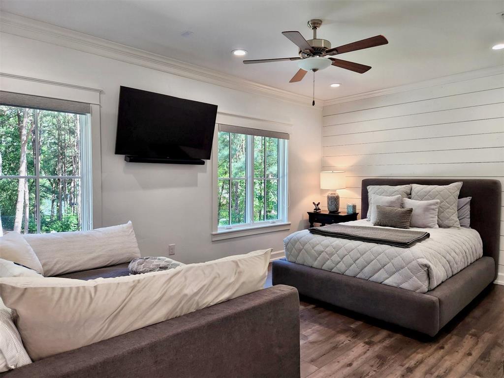Lakeside - Residential
