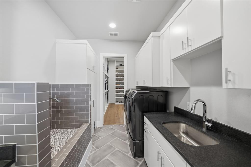 Carillon - Residential