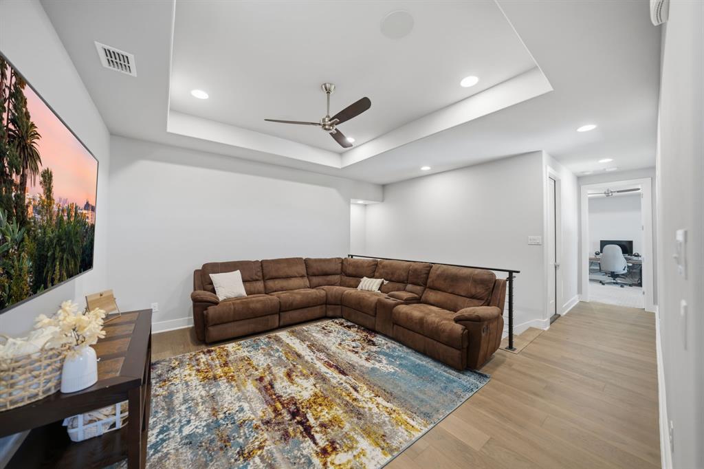 Carillon - Residential