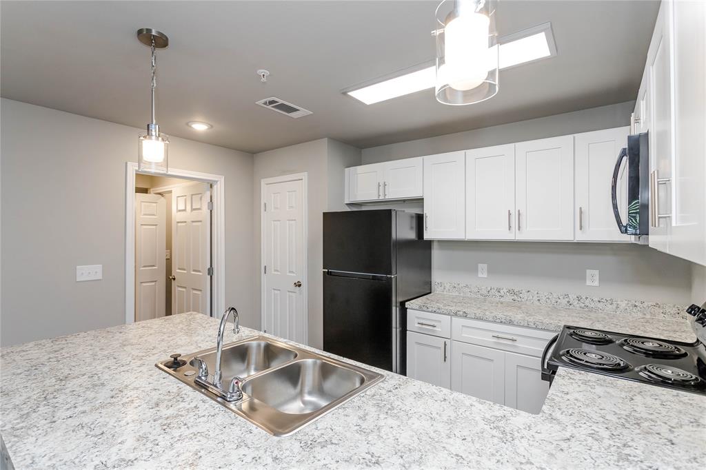 Sable Ridge Condos Ph 01-06 - Residential