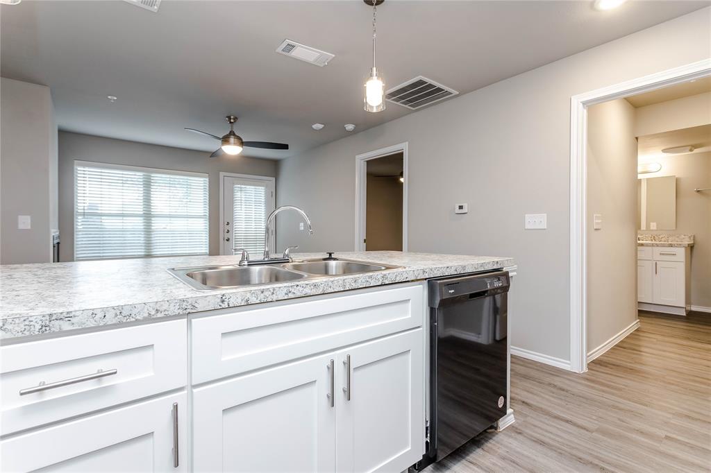 Sable Ridge Condos Ph 01-06 - Residential