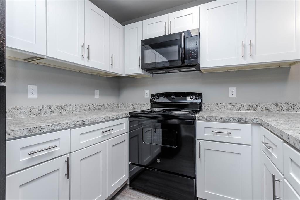 Sable Ridge Condos Ph 01-06 - Residential