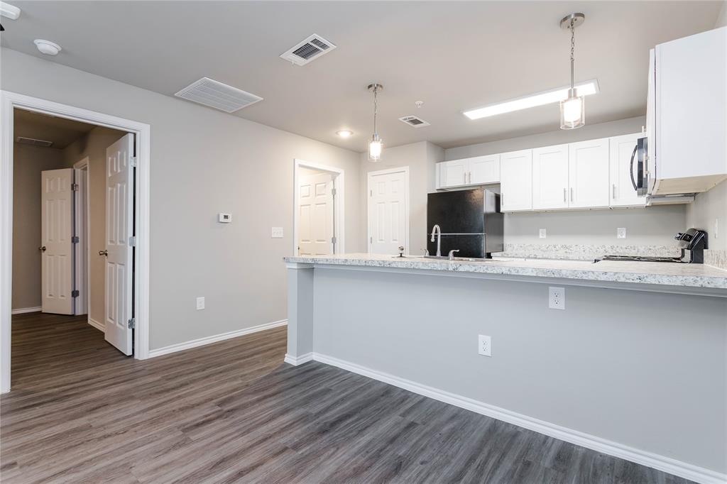Sable Ridge Condos Ph 01-06 - Residential