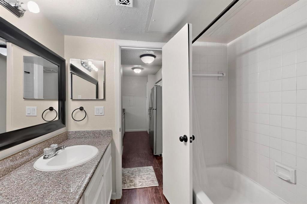Wingate Condo - Residential