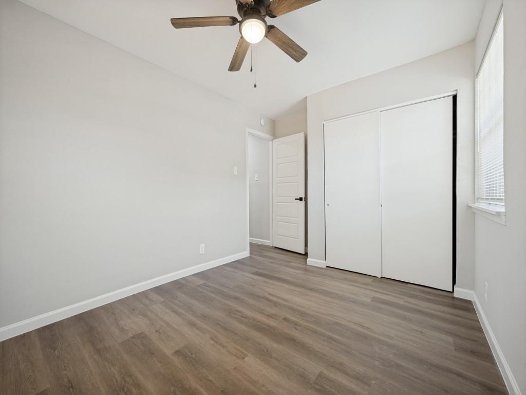Dutch Village Add 03 - Residential
