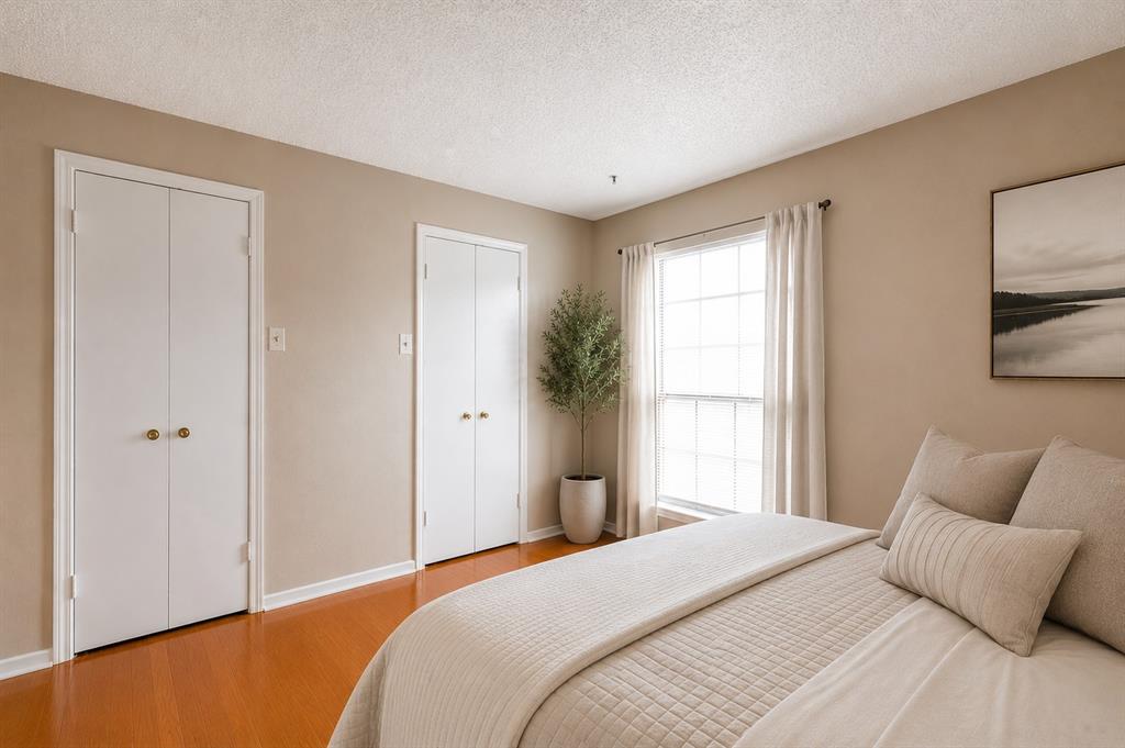 Preston Bend Village Condos - Residential