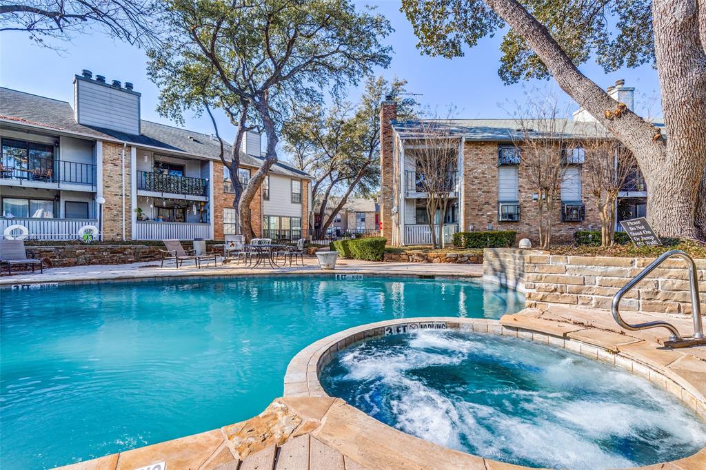 Preston Bend Village Condos - Residential