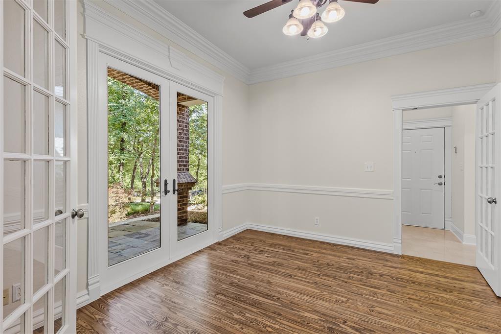 Emerald Sound At Lake Lewisvil - Residential