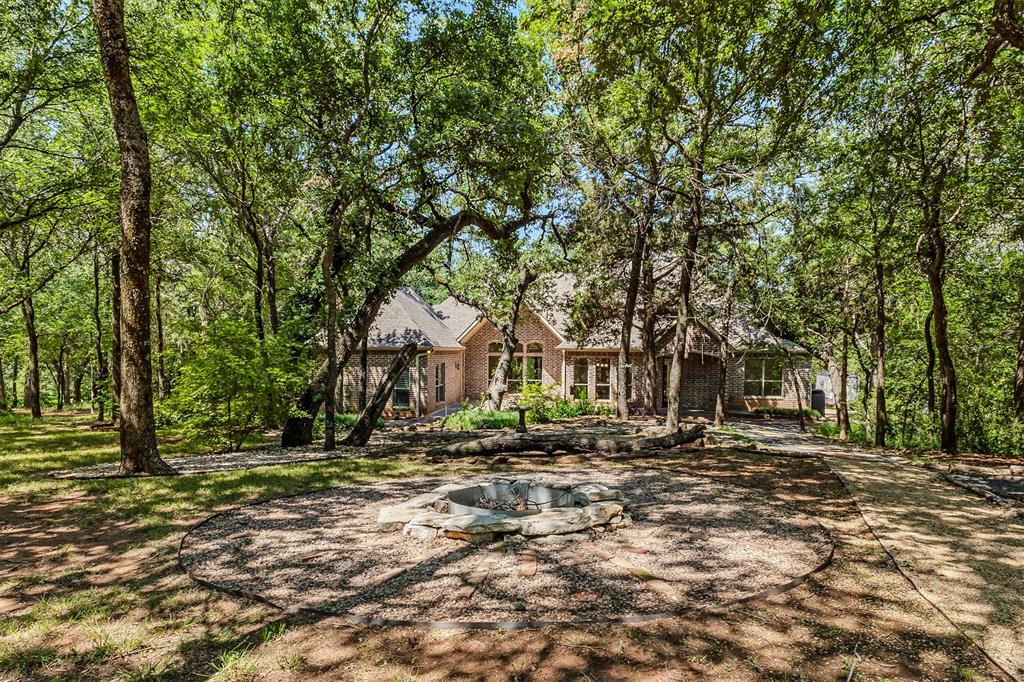 Emerald Sound At Lake Lewisvil - Residential