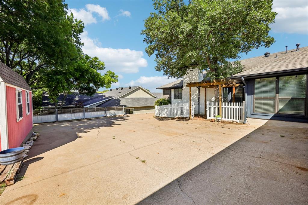 Decordova Bend Estate - Residential
