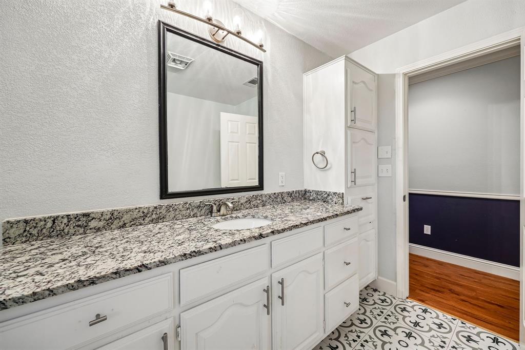 Decordova Bend Estate - Residential