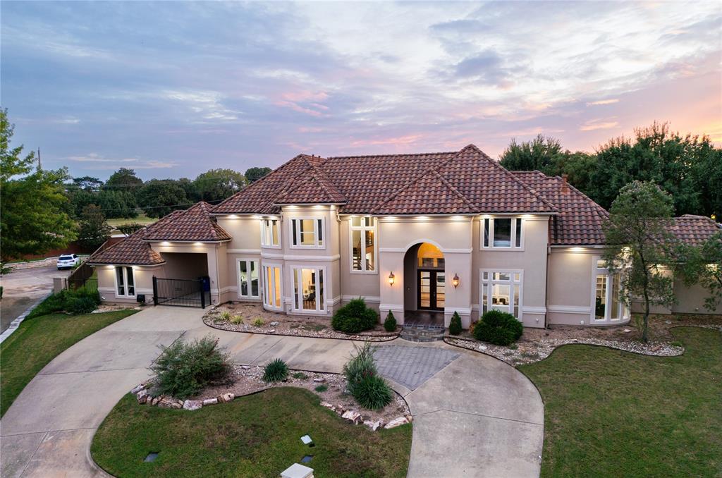 The Hills of Central Park - Residential