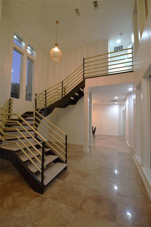 The Hills of Central Park - Residential