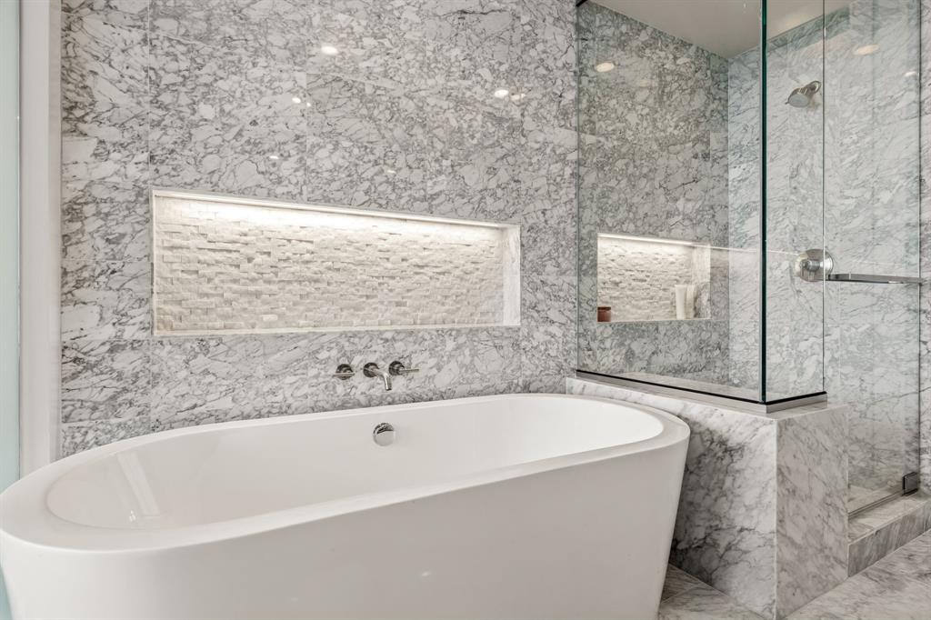 Bleu Ciel Condo - Residential