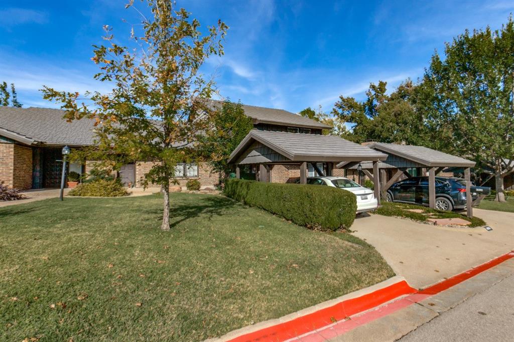 Hillcrest Villa Condo - Residential
