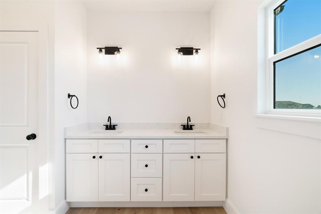 Saxum Rock Estates - Residential