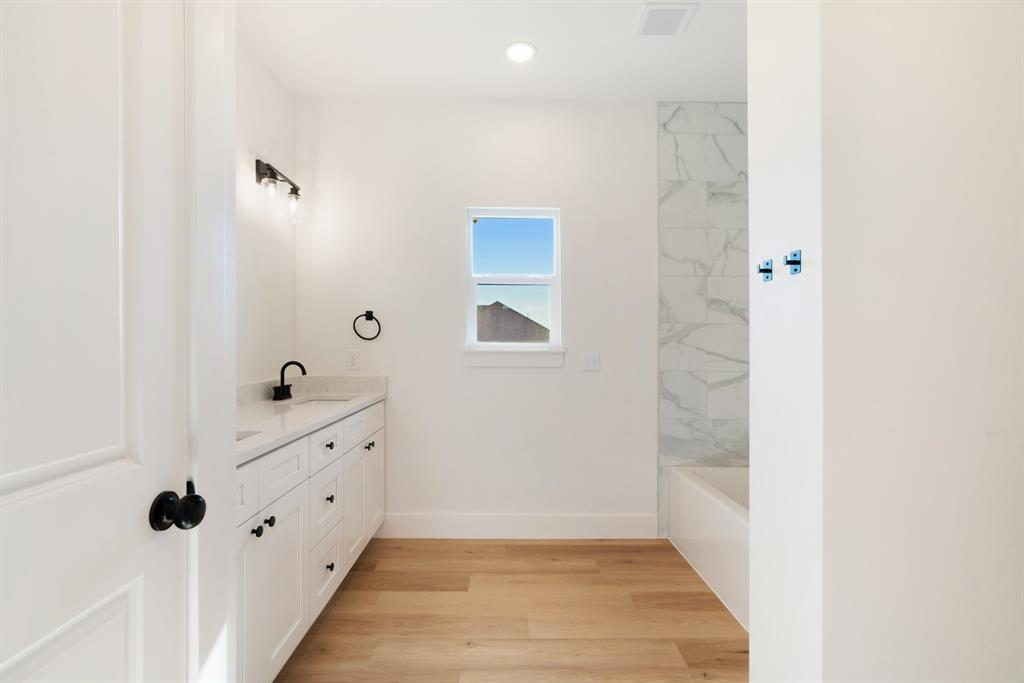 Saxum Rock Estates - Residential
