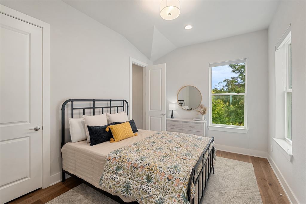 TRINITY TOWNHOMES 2 - Residential