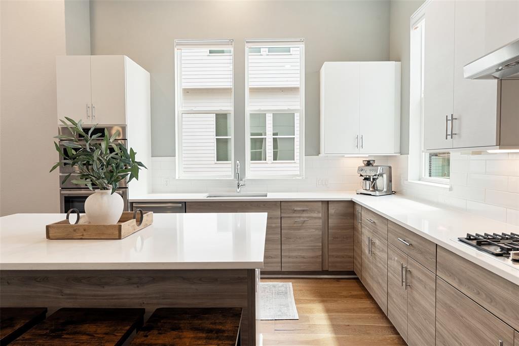 TRINITY TOWNHOMES 2 - Residential