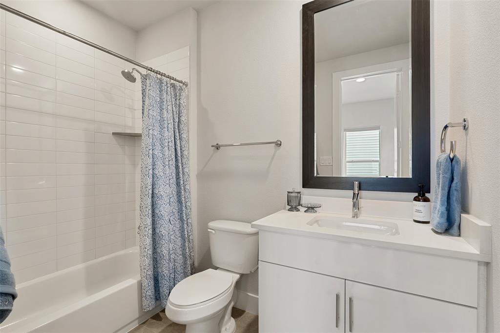 TRINITY TOWNHOMES 2 - Residential