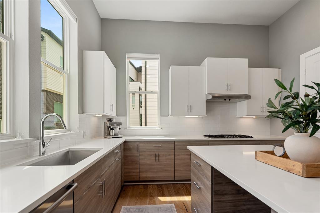 TRINITY TOWNHOMES 2 - Residential