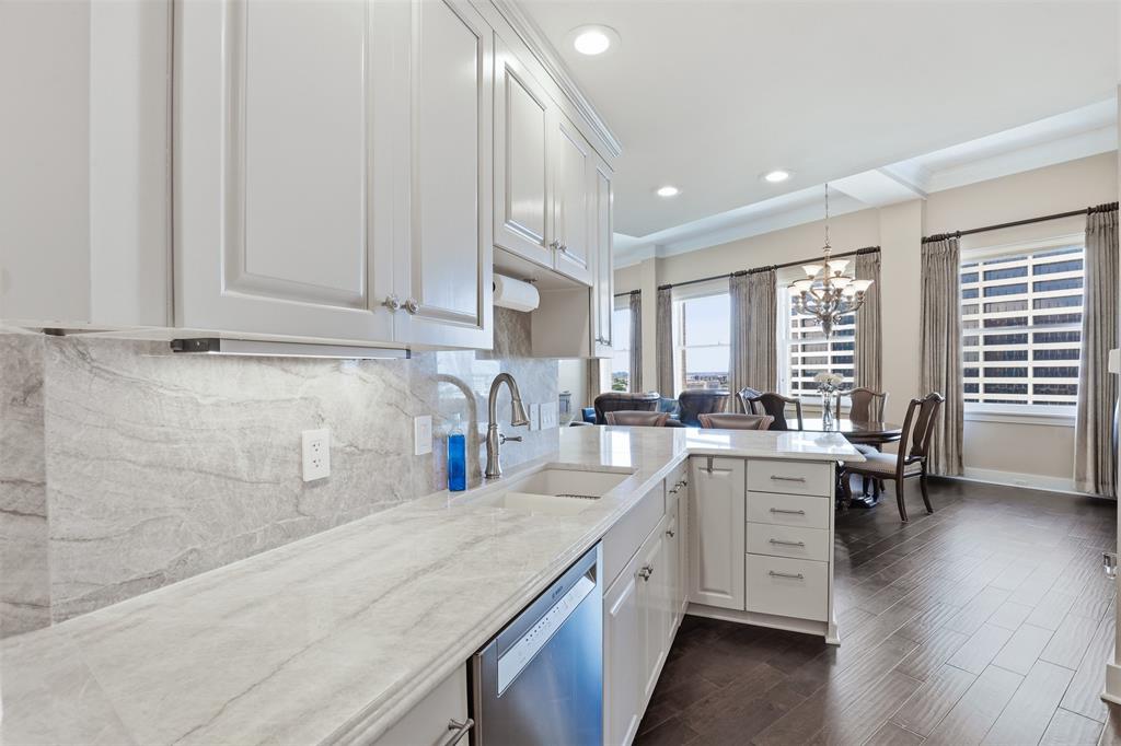 Neil P At Burnett Park Condo - Residential