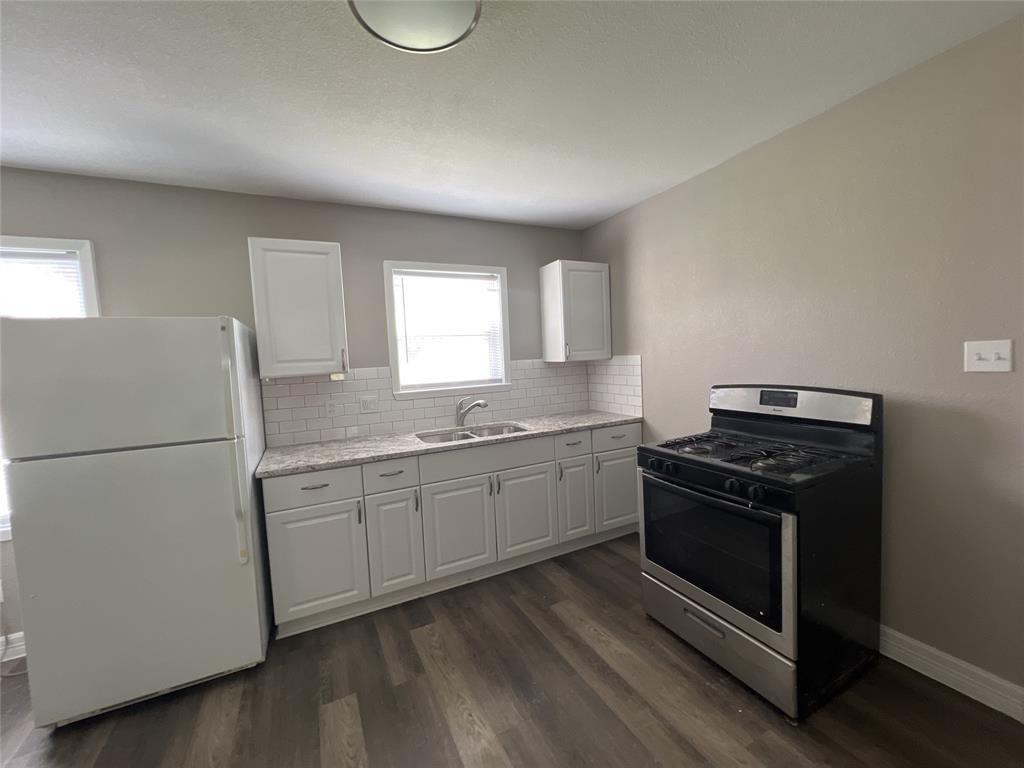 Cannon Ross Add - Residential Lease