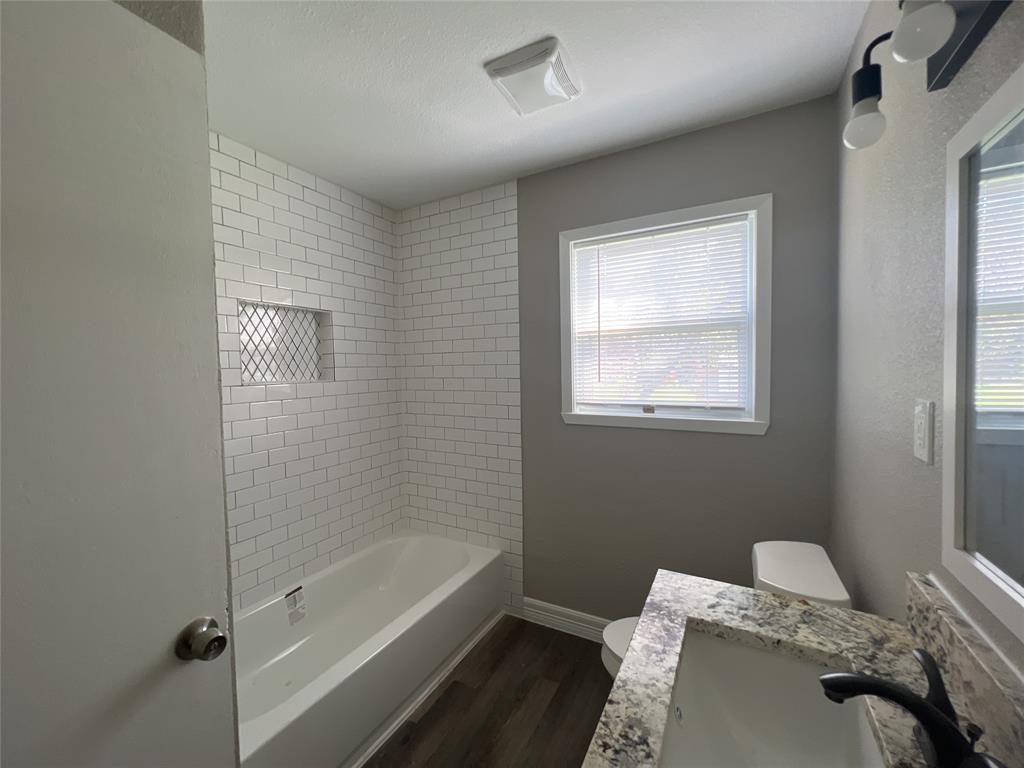 Cannon Ross Add - Residential Lease