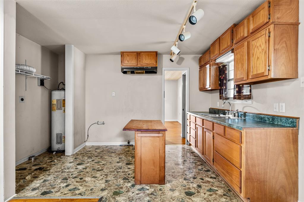 Hirsch Hts - Residential
