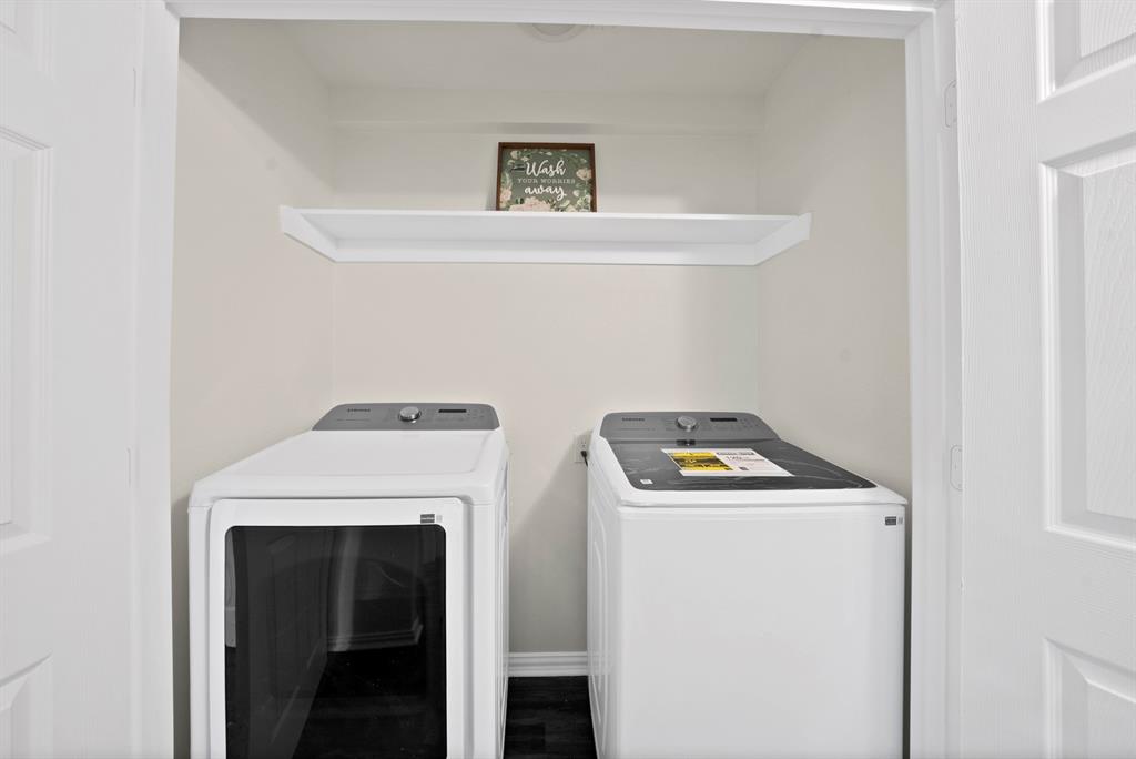 Cloisters Condo The - Residential