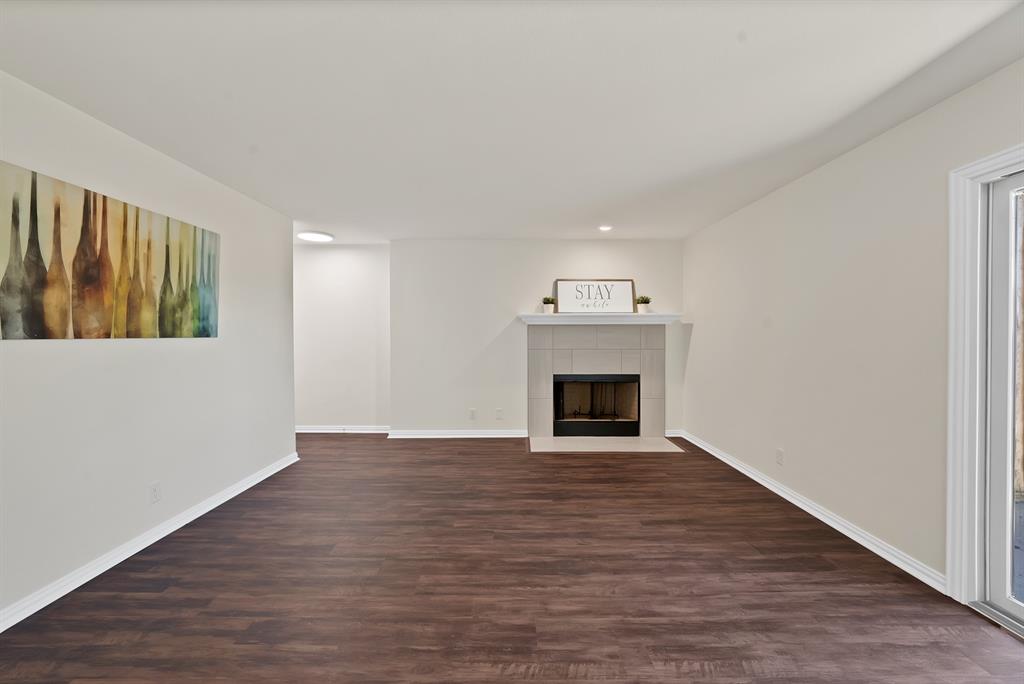 Cloisters Condo The - Residential