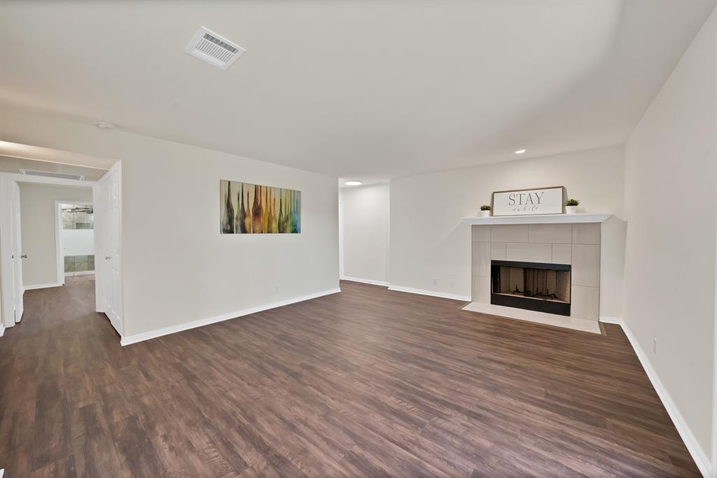 Cloisters Condo The - Residential