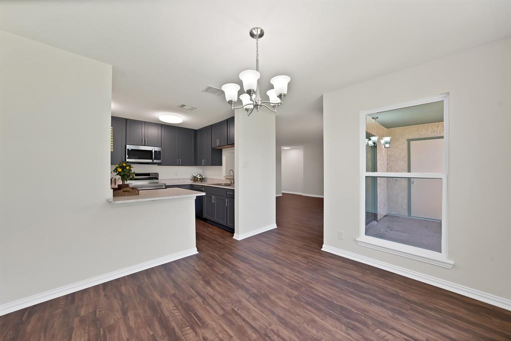 Cloisters Condo The - Residential