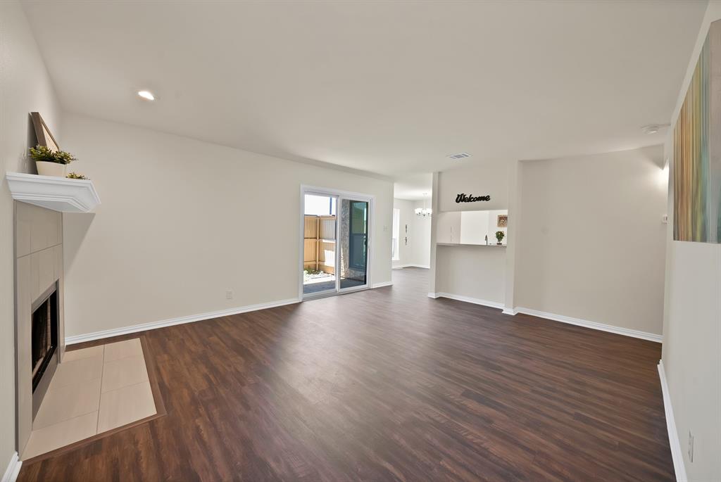 Cloisters Condo The - Residential