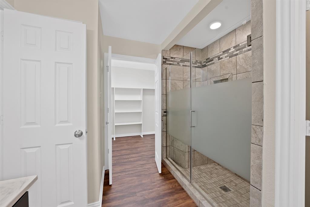 Cloisters Condo The - Residential