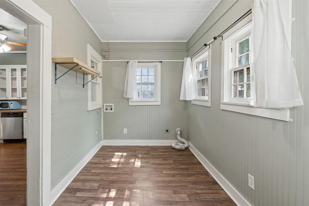Lawn Place Add - Residential