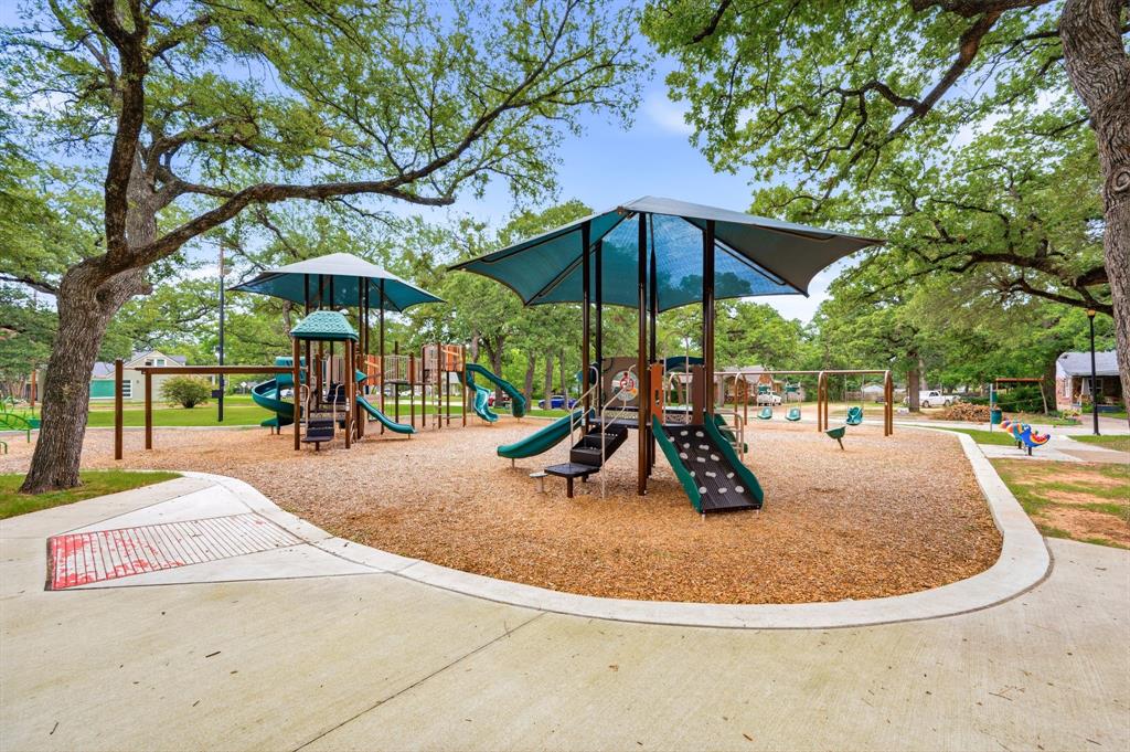 West Oakhurst Add - Residential