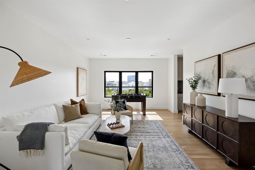 MEADOW NO 2 - Residential