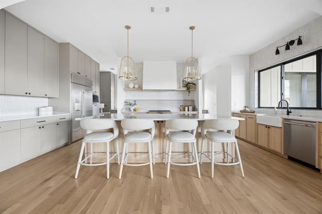 MEADOW NO 2 - Residential
