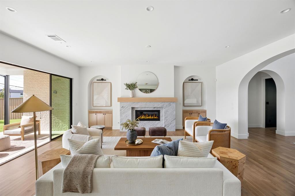 MEADOW NO 2 - Residential