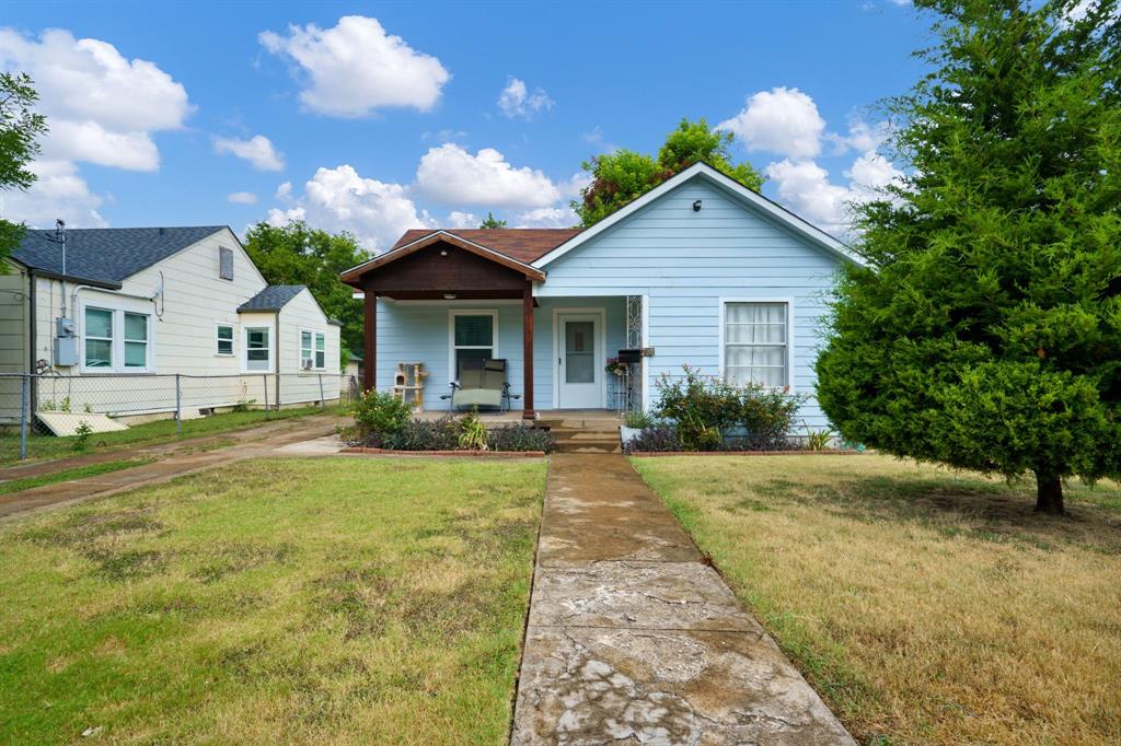 Looking for the perfect starter home or your next investment opportunity? This charming 3-bedroom, 1-bath home offers the ideal home base with a welcoming front porch and an open layout that makes everyday living easy and comfortable. Whether you're buying your first home or expanding your portfolio, this property delivers flexibility, location, and value. Just minutes from the Dallas Zoo, Bishop Arts District, upcoming Halperin Park, and only 10 minutes to Downtown Dallas — convenience meets opportunity. Great potential in a prime location—schedule your showing today. SOLD AS-IS!